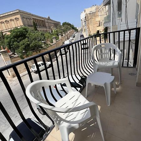 St Julians Smart 2 Bedroom Apartment Saint Julian's Екстер'єр фото