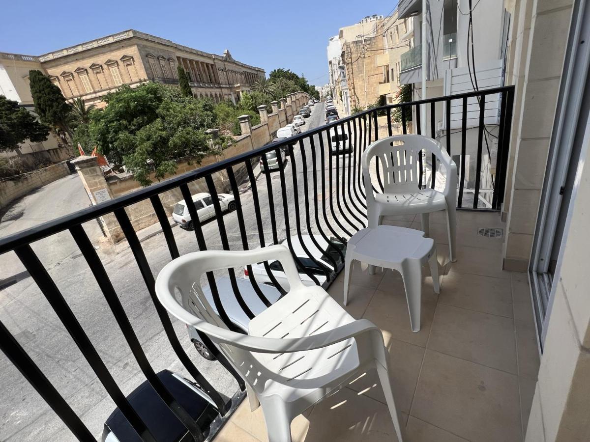 St Julians Smart 2 Bedroom Apartment Saint Julian's Екстер'єр фото