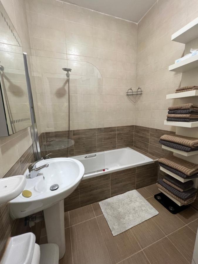 St Julians Smart 2 Bedroom Apartment Saint Julian's Екстер'єр фото